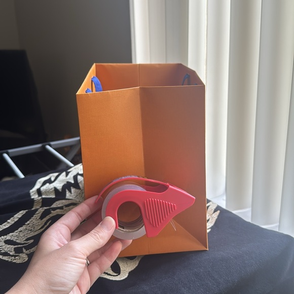 Louis Vuitton Shopping Bag - Picture 4 of 6